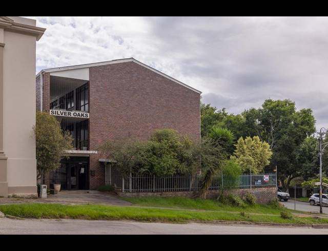 2 BEDROOM APARTMENT FOR SALE IN SUNNYSIDE